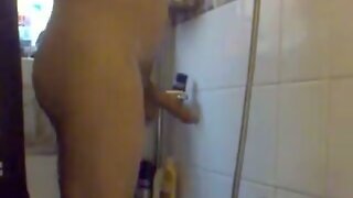 Soapy Shower Wank: Me, My Cock, and Bubblegum