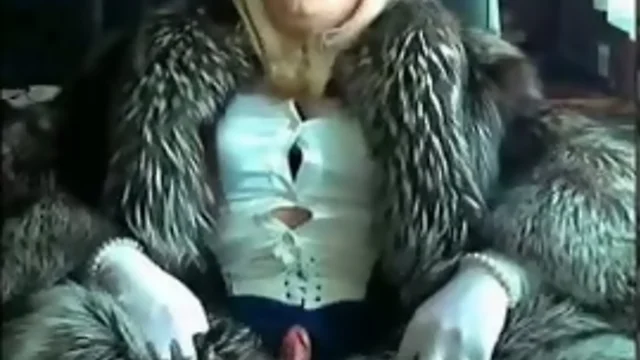 Mistress in furcoat