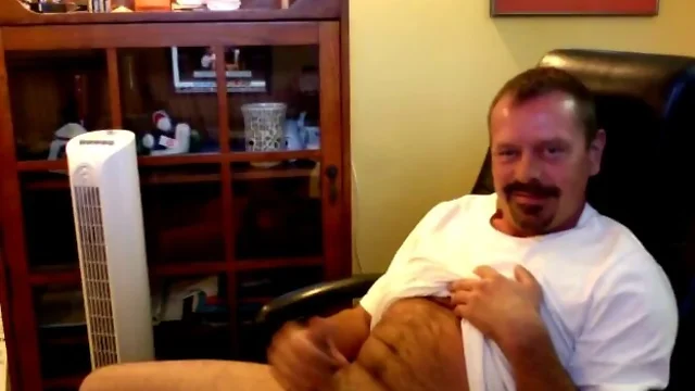 Hot papa masturbating