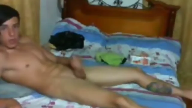 young twink spunk on bed