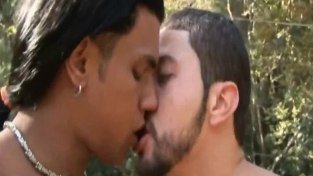 Hot Muscle Men Kissing & Licking