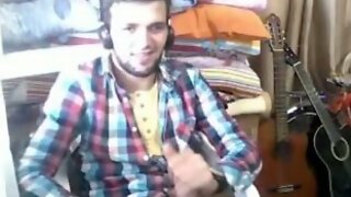 teen turkish guy wanks till he shoots