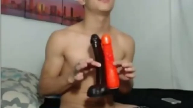 Drilling Hot Colombian Twink Fucks His Backside With Toy