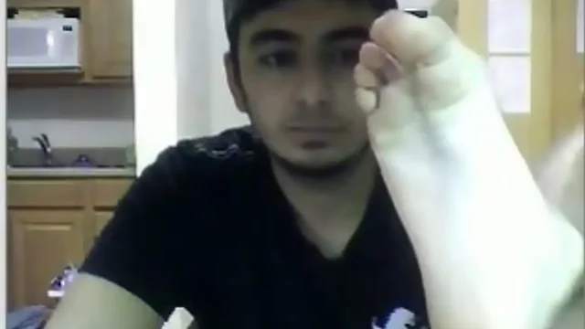 Straight guys feet on webcam #487