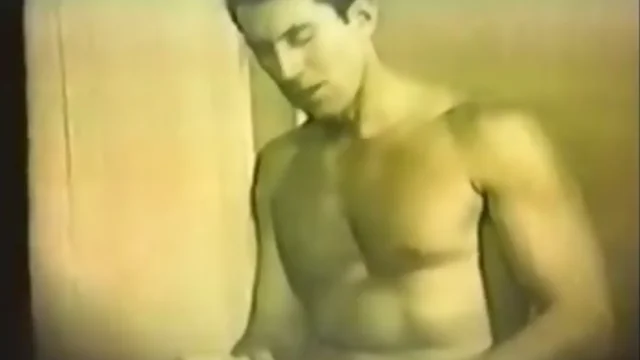Gay Retro 50's - The Snow Body