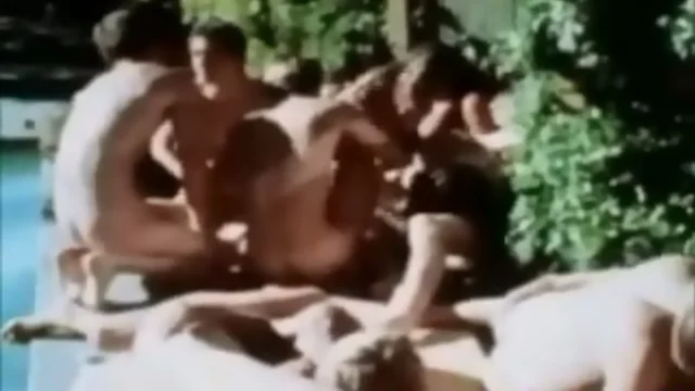 Retro Poolside Orgy: Homo Twinks` Wild Outdoor Fuck Fest