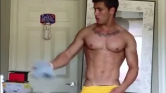 Ripped Guys Flex Their Muscles in a Steamy Sex Session