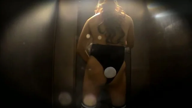 Amateur Japanese CD masturbates  in public toilet