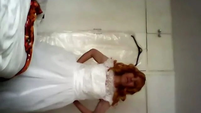 My Princess Moment: Trying On My New Wedding Dress