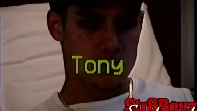 Deep Throating Amateur Straight Boy Tony