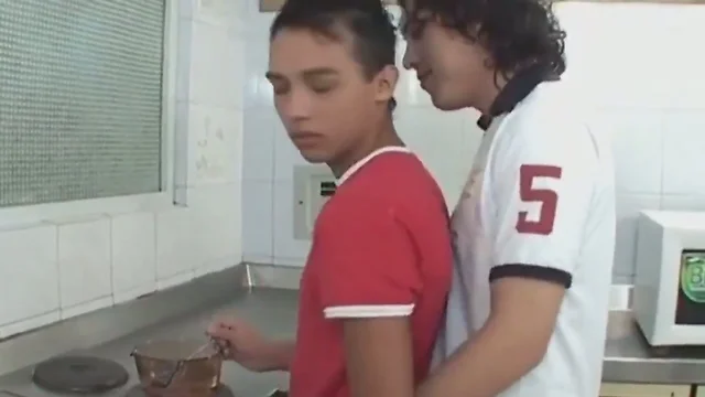 Hot Twink Bare Fuck in the Kitchen