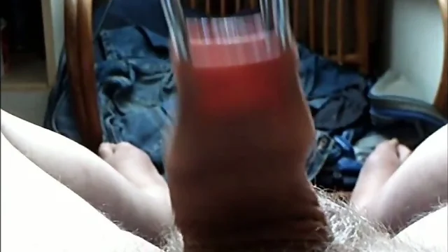 Foreskin video with three cumshots in one minute !