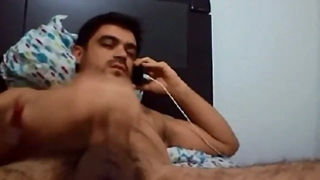 Hairy dude having sex phone