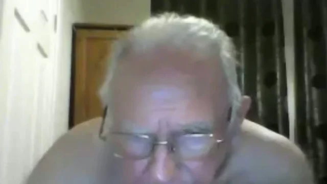 Grandpa`s Hot Cam Show: An Unforgettable Experience!