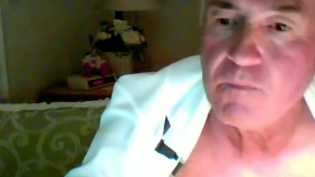 Grandpa`s Steamy Performance on Cam - An Unforgettable Experience!