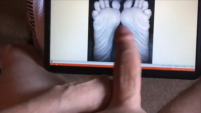 Cum Tribute To Feet (gotsole)