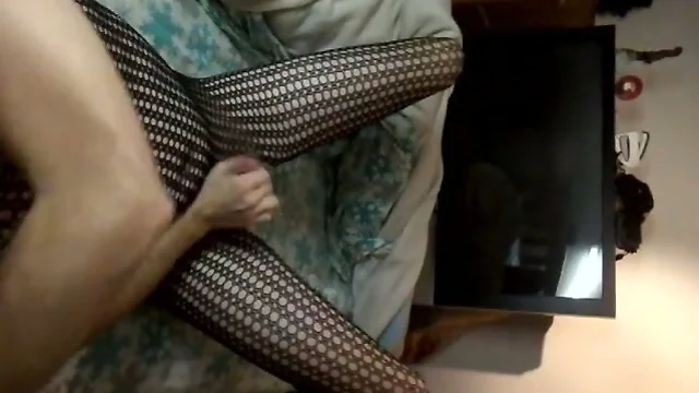 Me jerking off in wife's body stocking