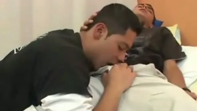 Two Cuties in Love: Latinos Cousins Fucking Hard and Looking Cute