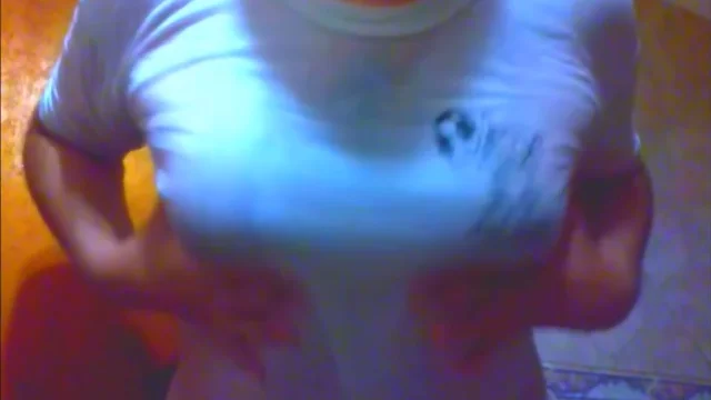 Big butt & moobs in wet t-shirt