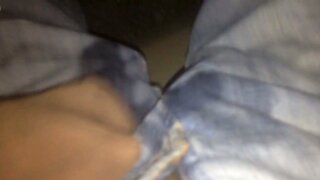 Masturbazione in jeans