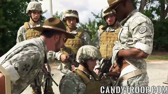 Soldier gets fucked in the asshole by another big dick soldi