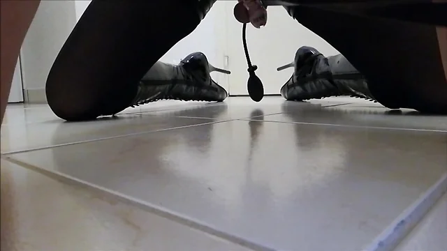 Fetish session with my pump dildo