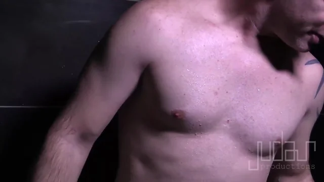 Sexy DILF Criss Simon's Big Bulge On Display Free Shower Sce