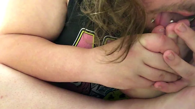 Licking and sucking my toes and cumming on my feet