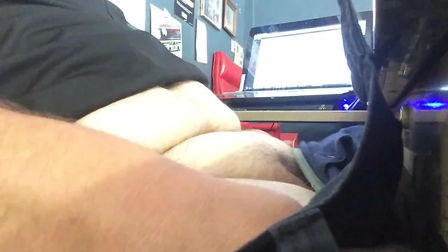 Long Jack Off Video At My Desk At Work