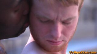 Black muscle top stuffing bbc in gingers ass