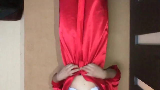 Sexy crossdresser in pantyhose cumming