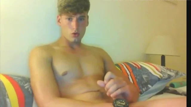 Blond Jock Cums Good on Cam