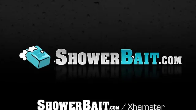 ShowerBait Intense shower fuck with Alexander Volkov
