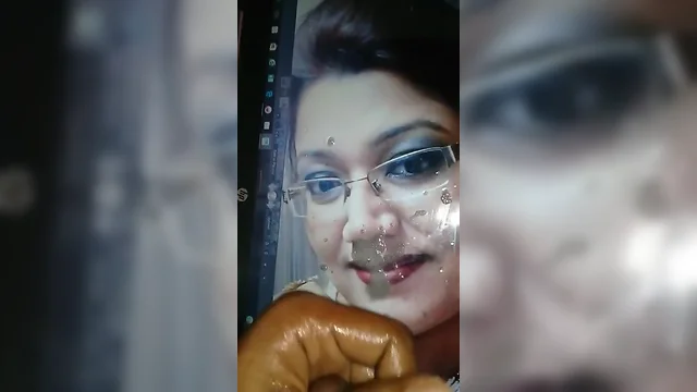 hot aunty on request