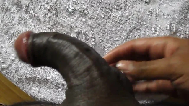 Oiling my cock head part 1