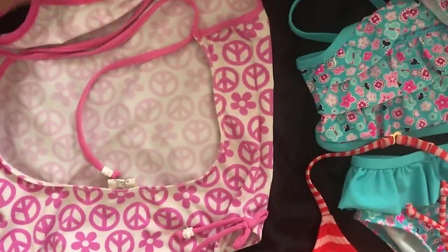 Her daughters cute bikinis used and cum on