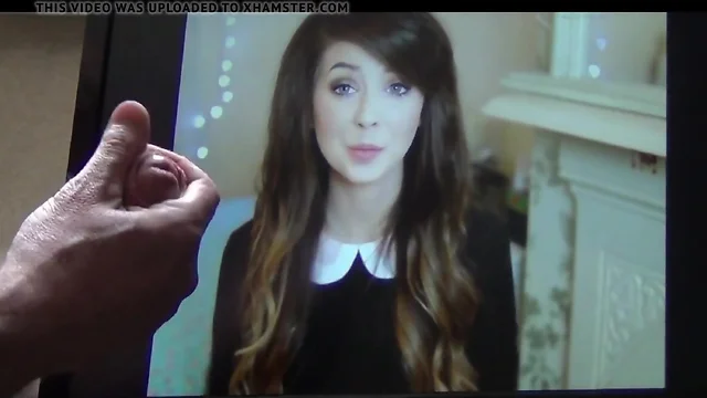 Youtuber Zoella admits she likes cum on her face..so i did