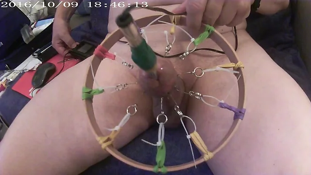 needles torture extrem fishhooks 3