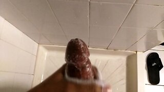 Big Paki cock having bath