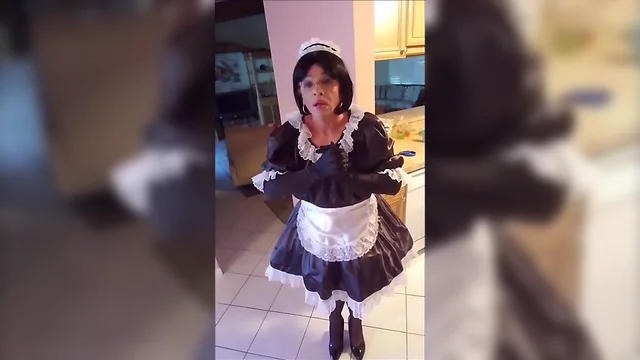 sissy roberta in her maids uniform