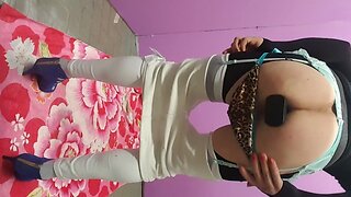 Crossdresser in white jeans and buttplugged