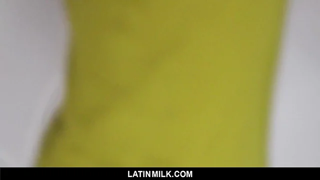 LatinMilk - Venezuelan Cocksucker takes double facial