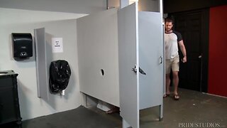 MenOver30 Fetish Dad Rough Sex On Public Bathroom Floor