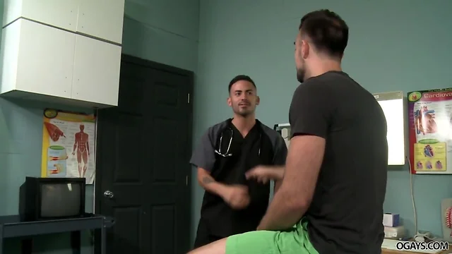 Gay doc makes his patient hard