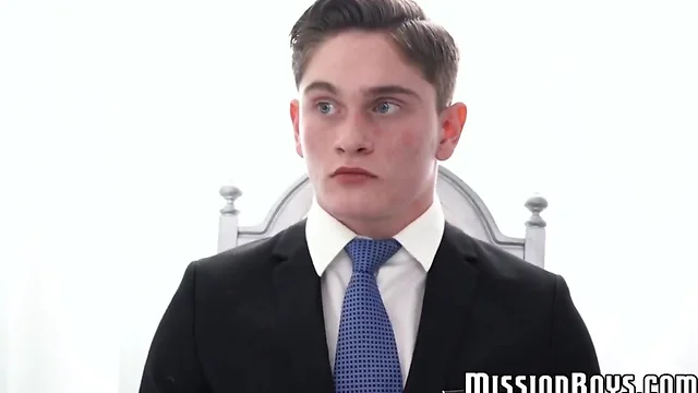 Mature Mormon elder makes his teen devouter hard
