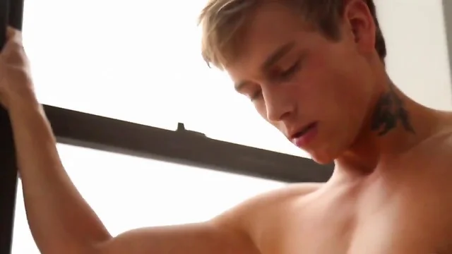 Jett Black and the Small-Cocked Twink: An Amateur Gay Video to Get Your Heart Racing!
