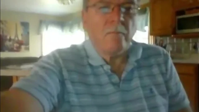 Dad seed on webcam