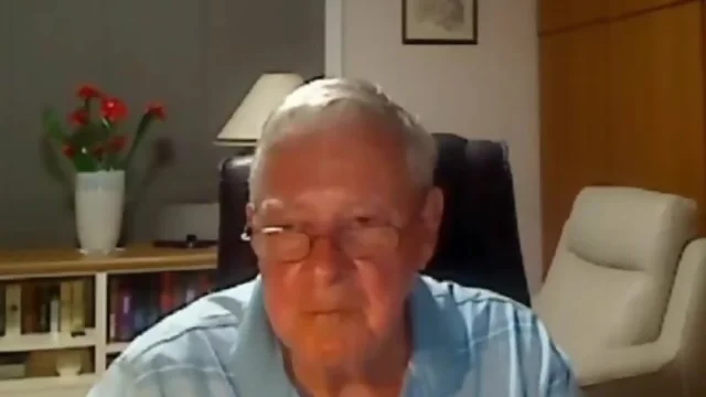 Papa Sperma auf Webcam