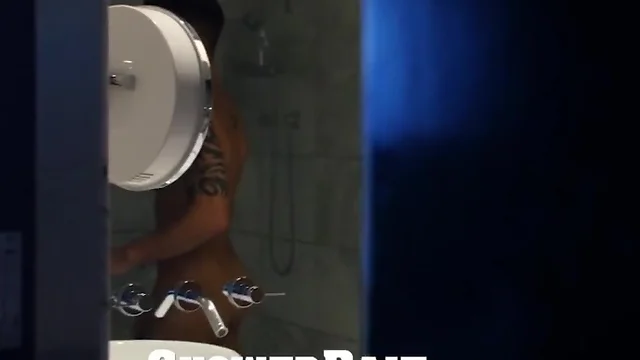 Showerbait str8 guy seduced into rough shower fuck