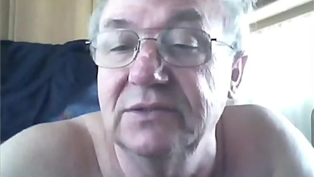 Opa Show vor der Webcam